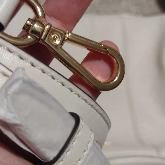 Michael kors purse - Picture 14 of 14